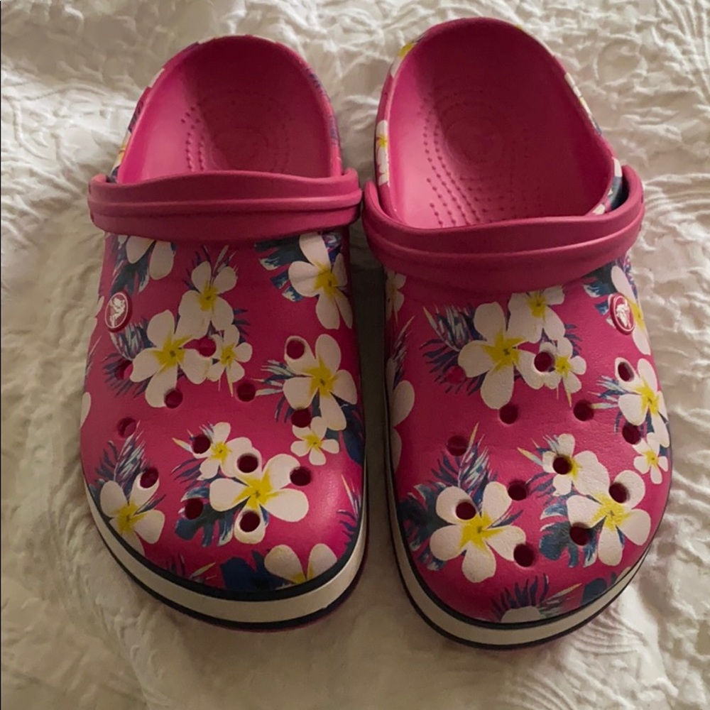 Crocs